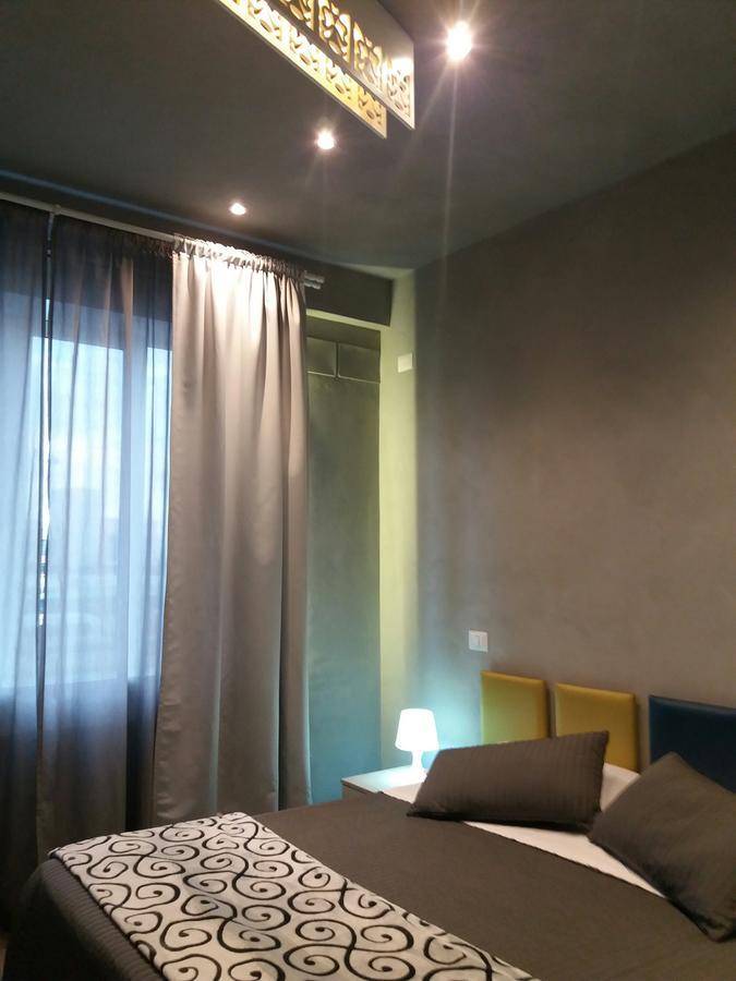 Maliziusella Hotel Наполи Екстериор снимка