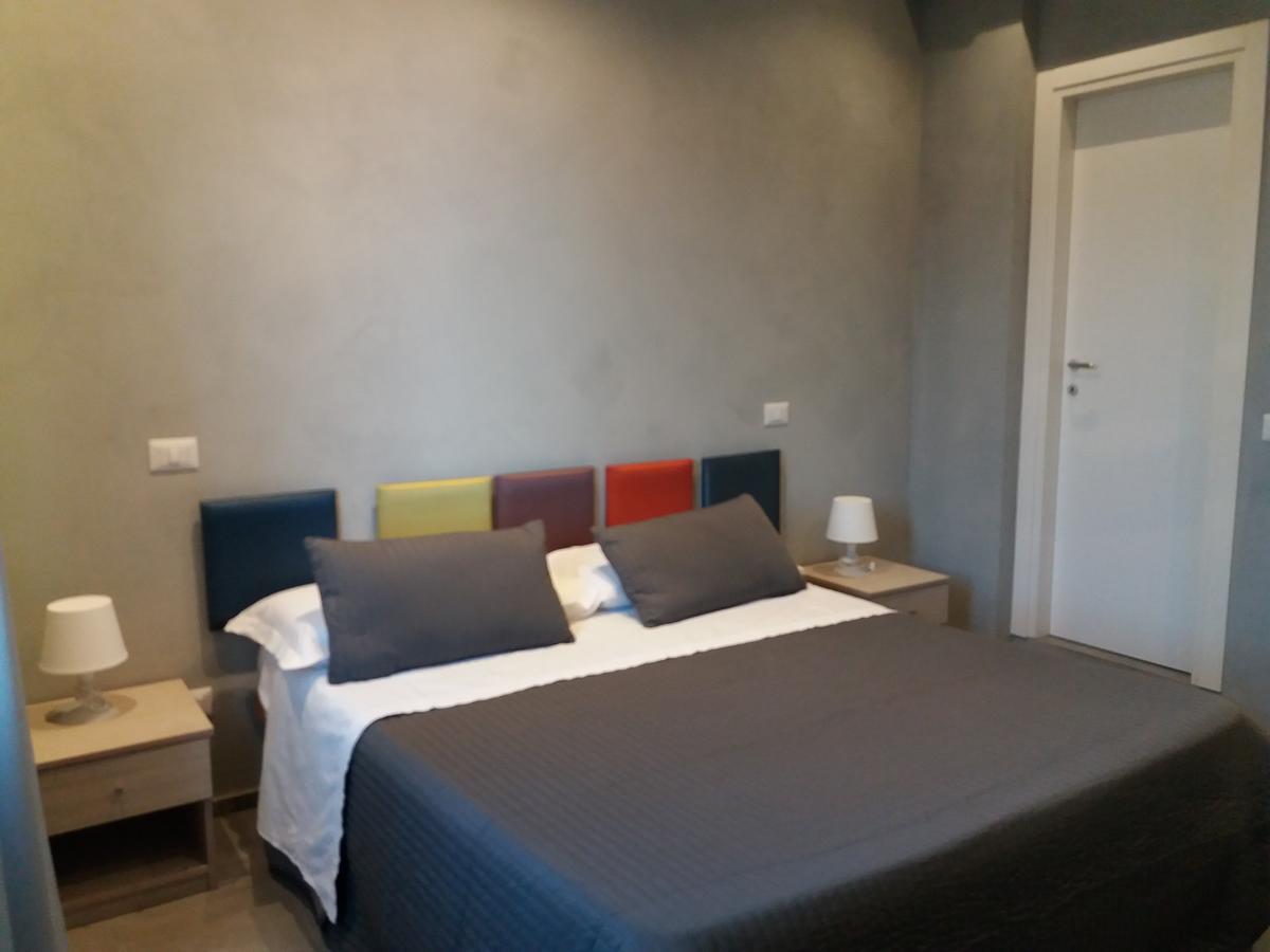 Maliziusella Hotel Наполи Екстериор снимка